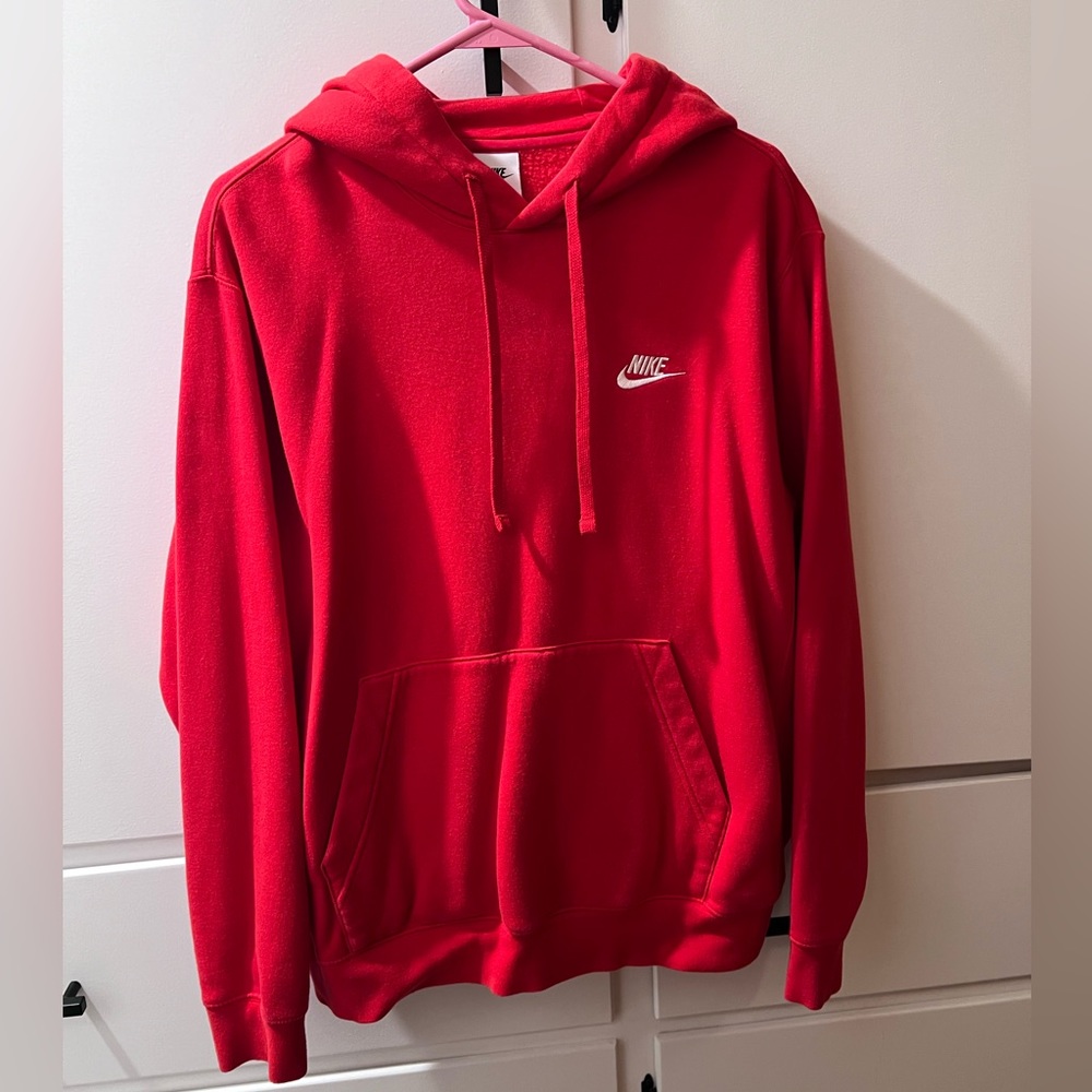 Men’s Nike hooded sweatshirt size M